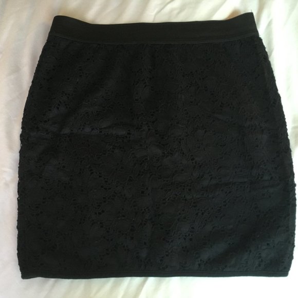 Rue21 Black Lace Mini Skirt Size S - Picture 2 of 3